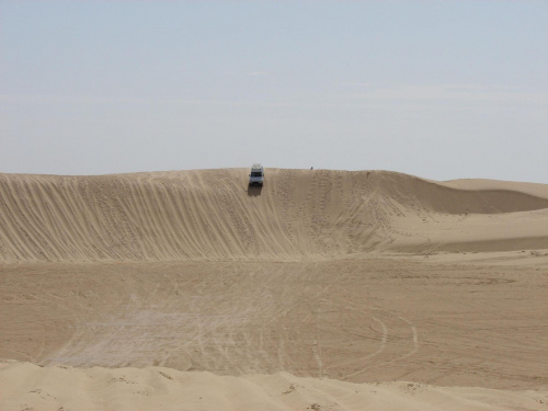 Sahara - wyczyny tunezyjskich kierowców...