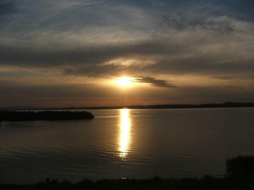zachód słońca nad jeziorem nyskim