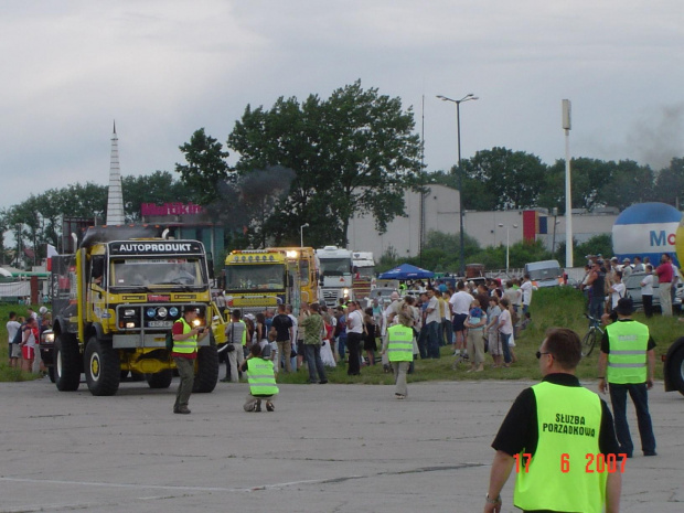 #Kraków2007 #ciężarówki #motocykle #country #AlaBoncol #MariuszKalaga #Luciano #LongBob