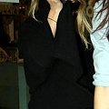 Ashley shopping in West Hollywood-paparazzi grudzień 2007