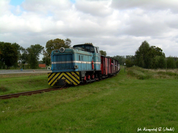 ... zaczynają się problemy ze słońcem, wjeżdża diesel ze Żnina.