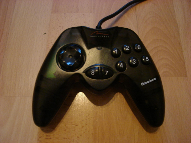 Gamepad Adventurer Media-tech MT 155 8 przycisków 2 osie