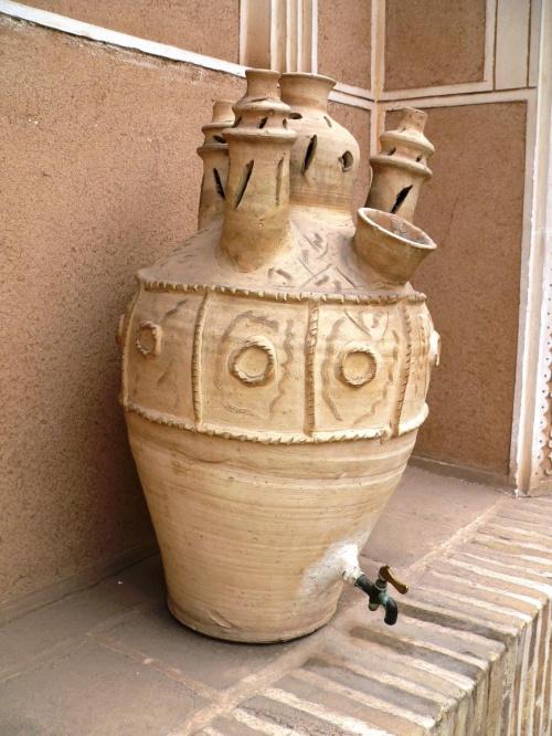 Yazd - antyczne naczynie na wodę - muzeum khanatów