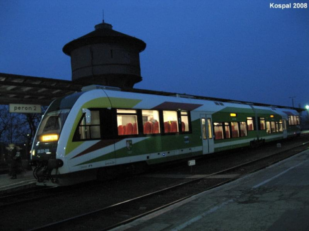 29.02.2008 SA133-008 z pociągiem osobowym z Gorzowa Wlkp.