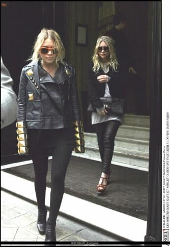 MK and Ash shopping in Paris-paparazzi luty 2008