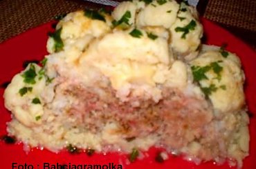 Kalafior faszerowany.Przepisy: www.foody.pl , WWW.kuron.pl i http://kulinaria.uwrocie.info/ #DrugieDania #obiad #kulinaria #jedzenie #kalafior
