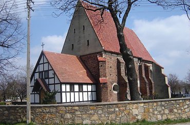 Tyniec Maly k. Wroclawia. Wiejski kosciolek #Slask #DolnySlask #Silesia #Schlesien #Slezsko #koscioly