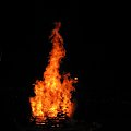 ''Płoń, płoń, płoń parlamencie, niech spali cię ogień na historii zakręcie..'' #ognisko #płomień