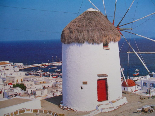 Słynne wiatraki ; Mykonos island Greece 1996