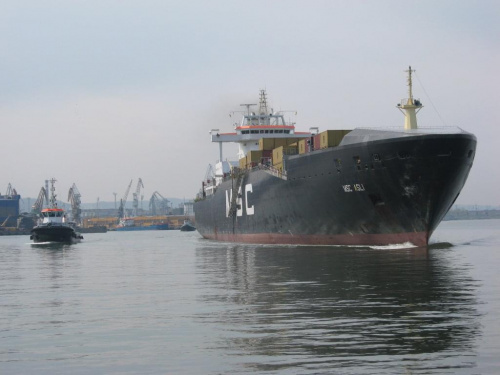 MSC Asli, 24 tys DWT, dł. 217m #Gdynia #port #statek