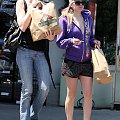 Grocery shopping in West Hollywood - 2.05.2008