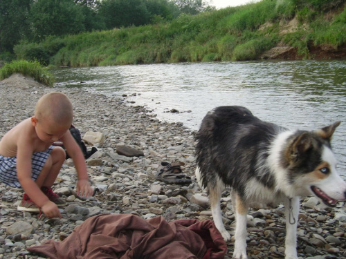 rzeka #rzeka #pies #dziecko