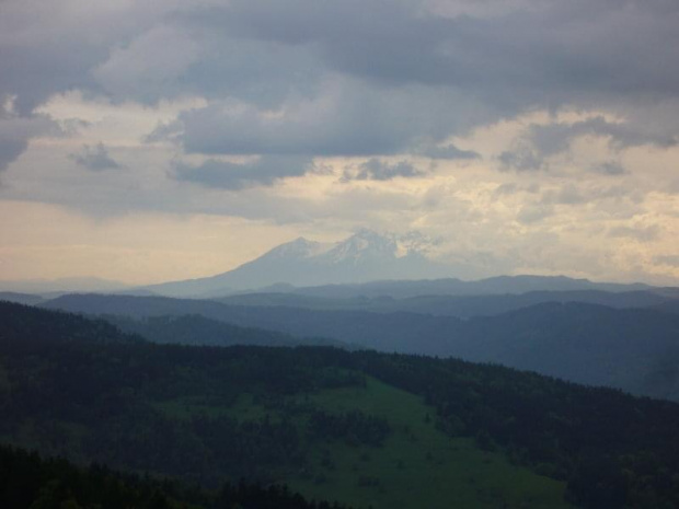 Tatry z bacówki nad Wierchomlą