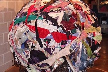 Dzieło żuczka biustonoszniczka :] #humor #dowcip #śmieszne #smieszne