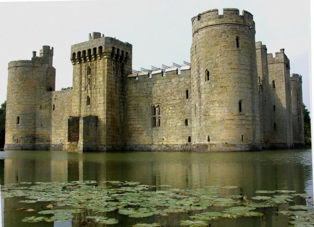 Bodiam Castle, East Sussex #Zamki