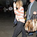 MK arriving at LAX-paparazzi czerwiec 2008