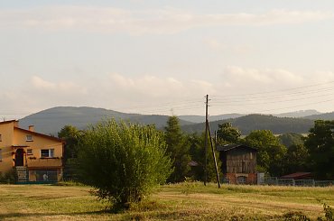 SŁAWNIOWICE (Opolskie) - widok na góry w Republice Czeskiej (Rychlebske hory) #Sławniowice #RychlebskeHory #Sudety #Opolskie