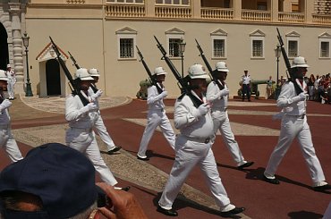 Od 1870 r. członkowie gwardii byli werbowani spośród weteranów watykańskiej Gwardii Szwajcarskiej #MonacoIMonteCarlo