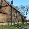 Drewniany kościół z 1737 roku we wsi Dulsk. Kwiecień 2008 #Drewniany #kościół #wieś #Dulsk #Golub #Dobrzyń