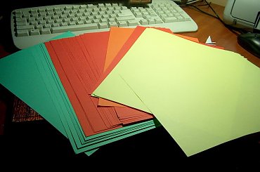 Przygotowania do stworzenia 3 kolorowych figurek #papier #papierowe #figurki