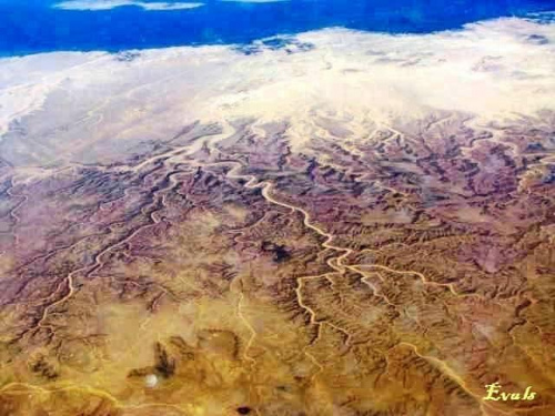 Egipt z lotu ptaka... #Egipt #góry #lot #pustynia #widok