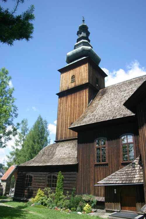 Kościół p.w. Świętych Apostołów Szymona i Judy Tadeusza w Łętowni z lat 1760-1765. #kościoły #ArchitekturaDrewniana
