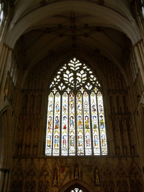 Great West Window known as the "Heart of Yorkshire" :) #katedra #York #witraż