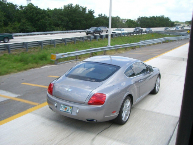 Bentley GT