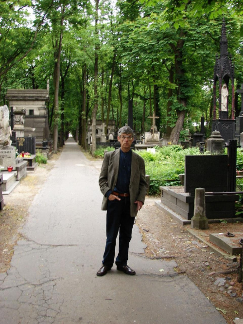 Powązki - spacer po zabytkowym cmentarzu w dniu 04.czerwca 2006 roku, zdjęcia wykonane przez przyjaciela, Maćka #MłynówStolicaWarszawa