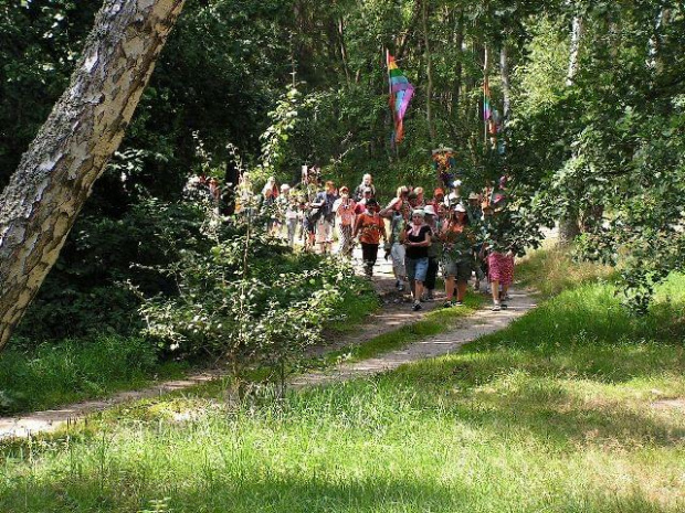 Pielgrzymka piesza Grupa Teczowa A. D. 2007. 29 lipca - 12 sierpnia z Kostrzyna nad Odrą na Jasną Górę. Tegoroczna liczyła 96 uczestników i znów przeszła ponad 440 kilometrów... #PielgrzymkaWakcje