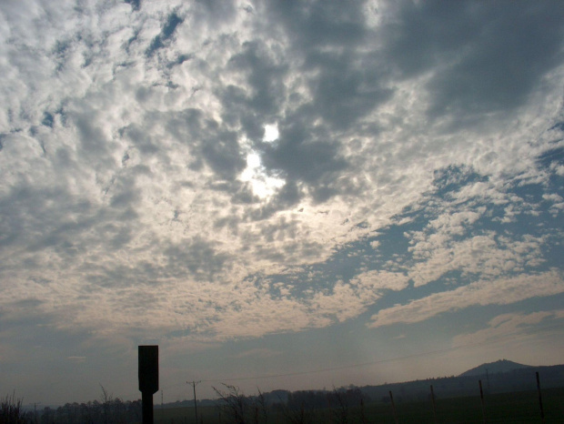 chmury #chmury #las #widok #natura #przyroda #krajobraz #góry #grodziec