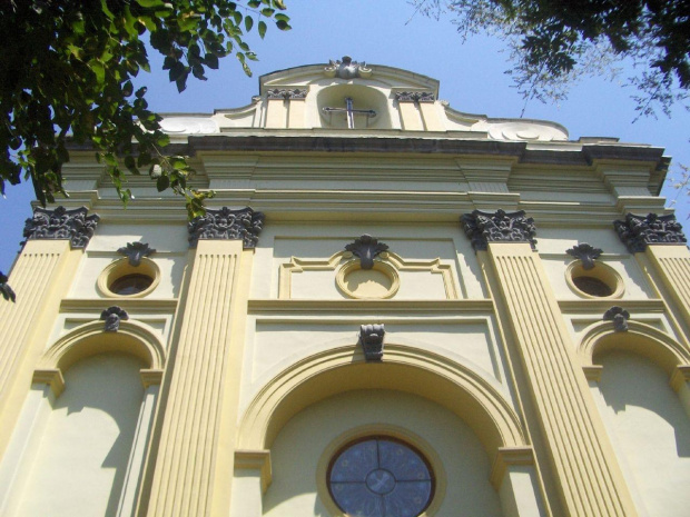 Katolicki kościół w Tbilisi. Gościł w nim Papież Jan Paweł II.