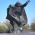 pomnik żołnierzy 1. Dywizji Piechoty im.Tadeisza Kosciuszki. #SpacerownikGazetyWyborczej