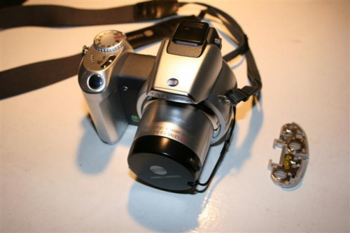 Minolta Z2