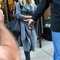 Ashley shops at Barneys in NYC-paparazzi wrzesień 2007