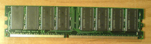 Kingston KVR400X64C3A/512
PC 3200 (400 Mhz) DDR 512MB